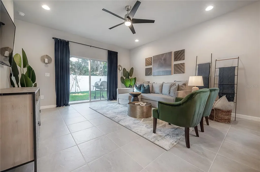 2215 E 19th Avenue Tampa FL 33605