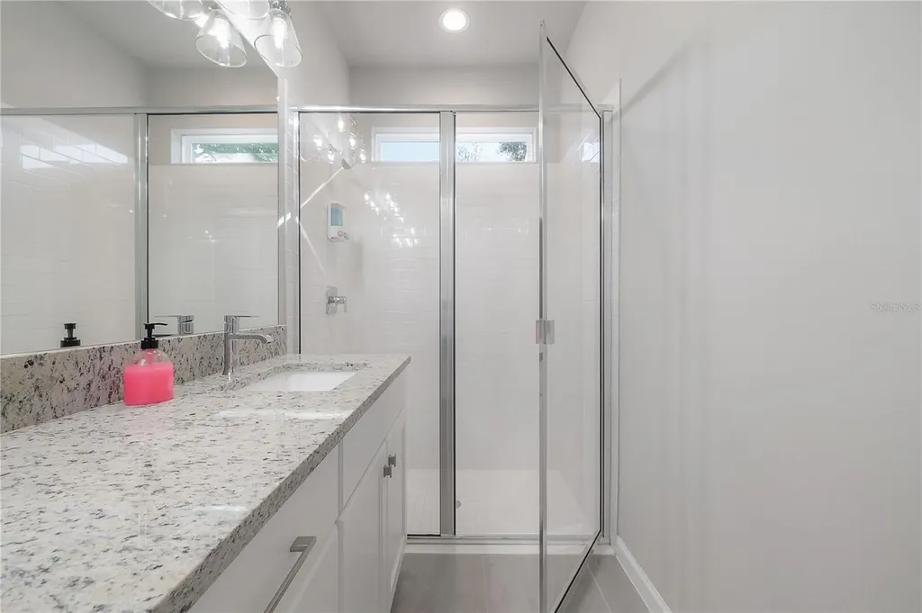 2215 E 19th Avenue Tampa FL 33605