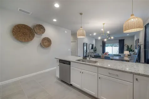 2215 E 19th Avenue Tampa FL 33605