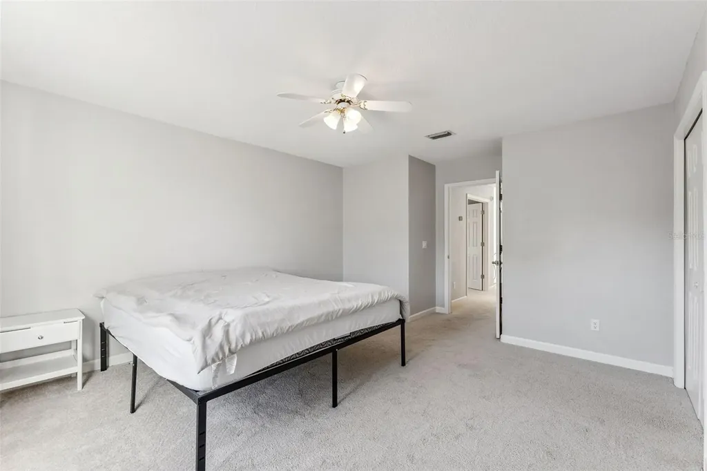 9833 Camberley Circle Orlando FL 32836