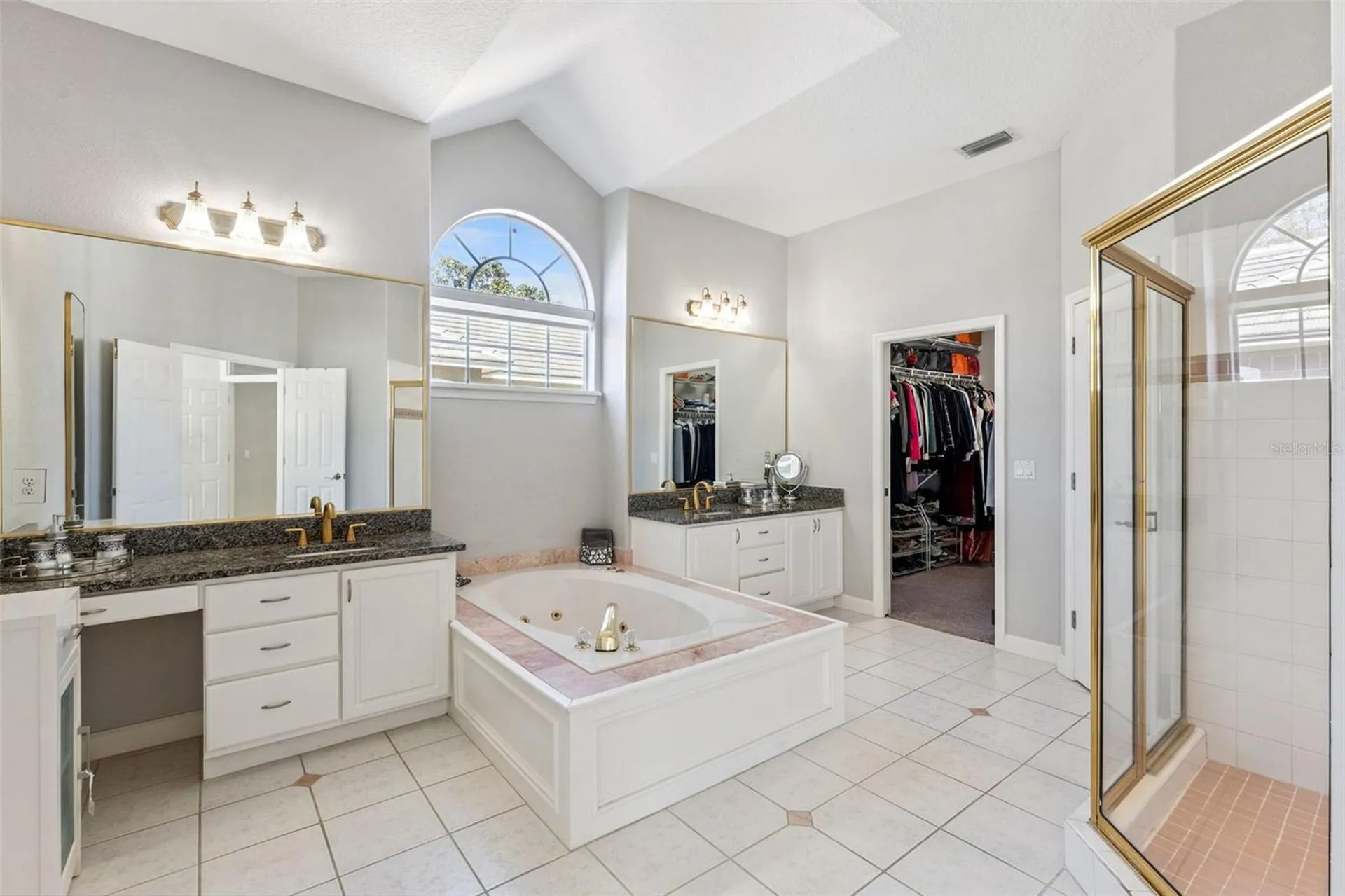 9833 Camberley Circle Orlando FL 32836