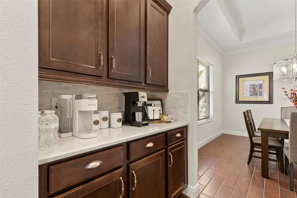 5134 Lakecastle Drive Tampa FL 33624