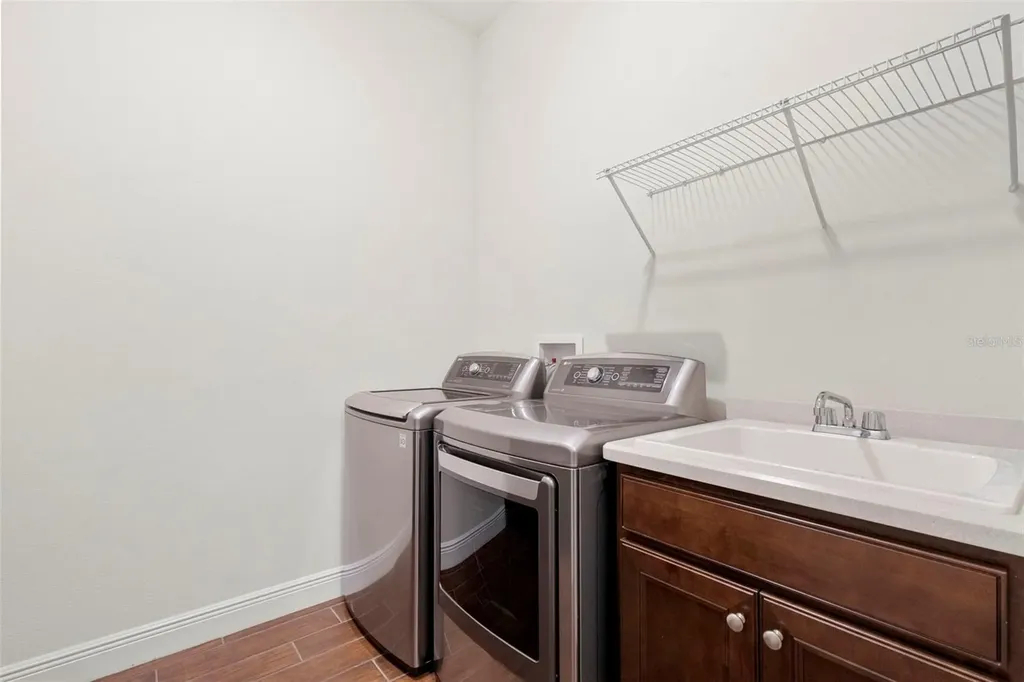 5134 Lakecastle Drive Tampa FL 33624