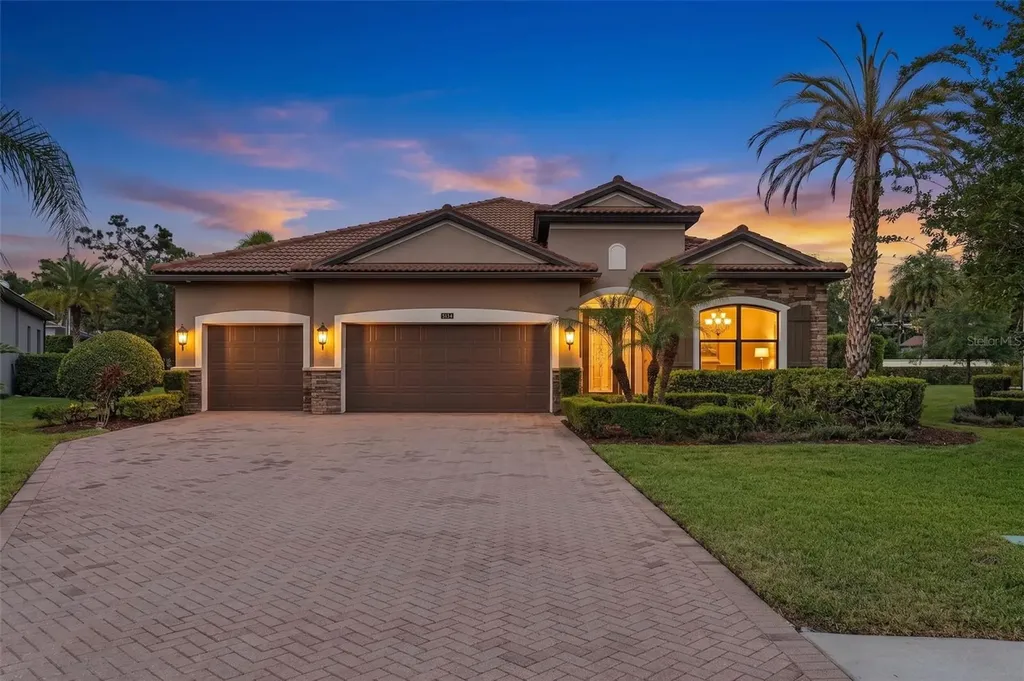 5134 Lakecastle Drive Tampa FL 33624