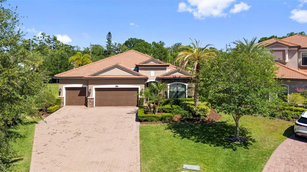 5134 Lakecastle Drive Tampa FL 33624