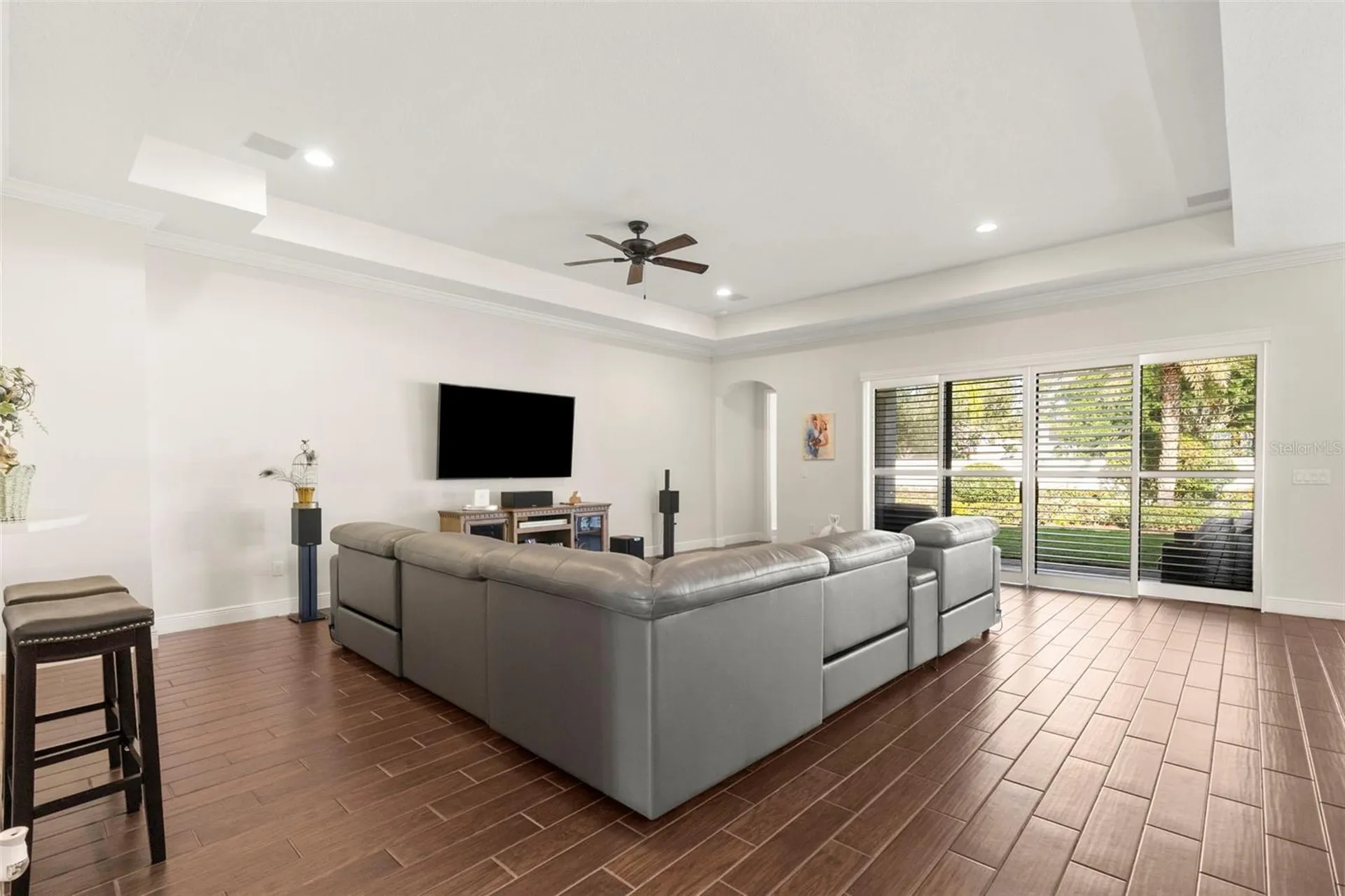 5134 Lakecastle Drive Tampa FL 33624