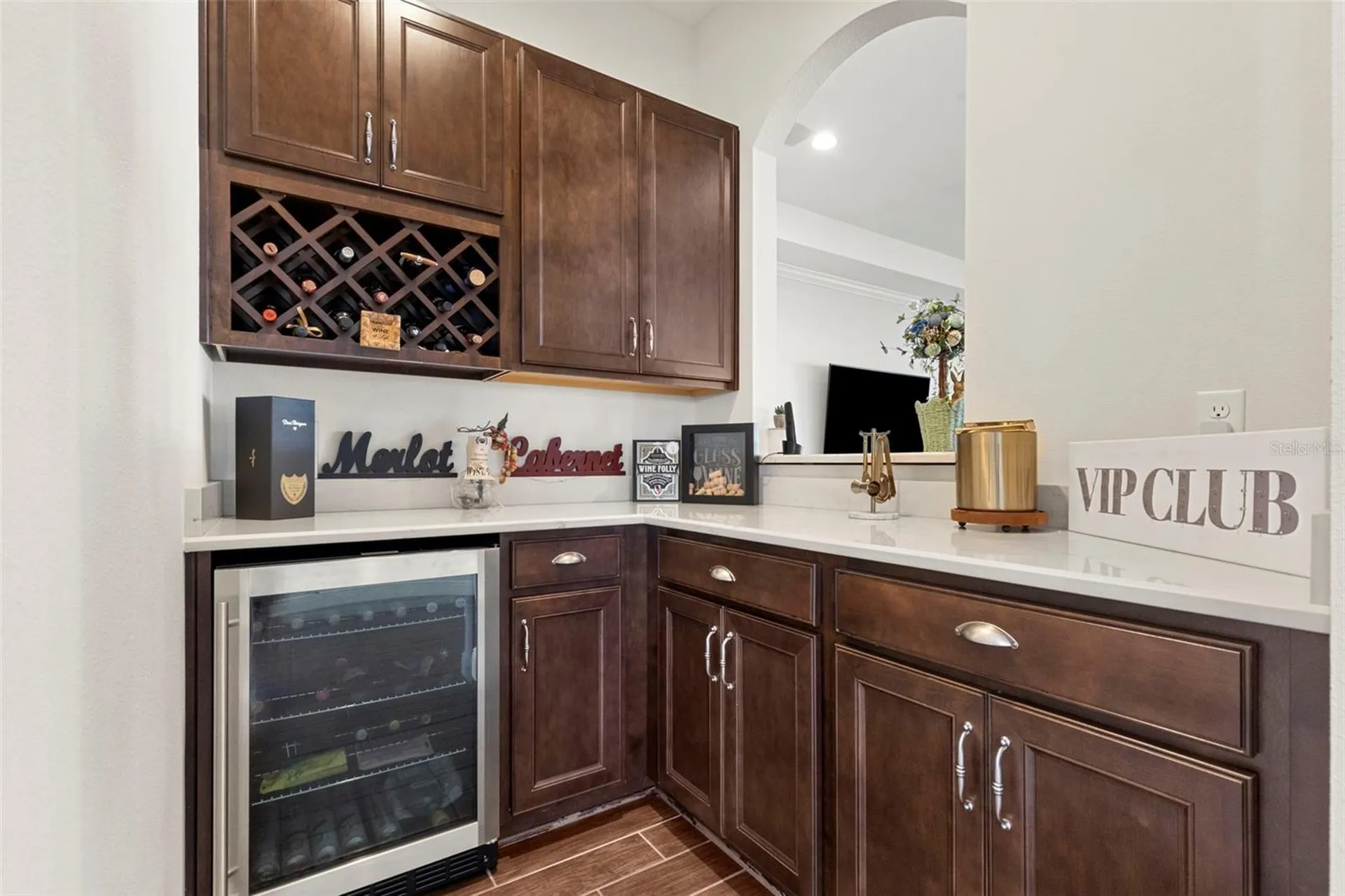 5134 Lakecastle Drive Tampa FL 33624