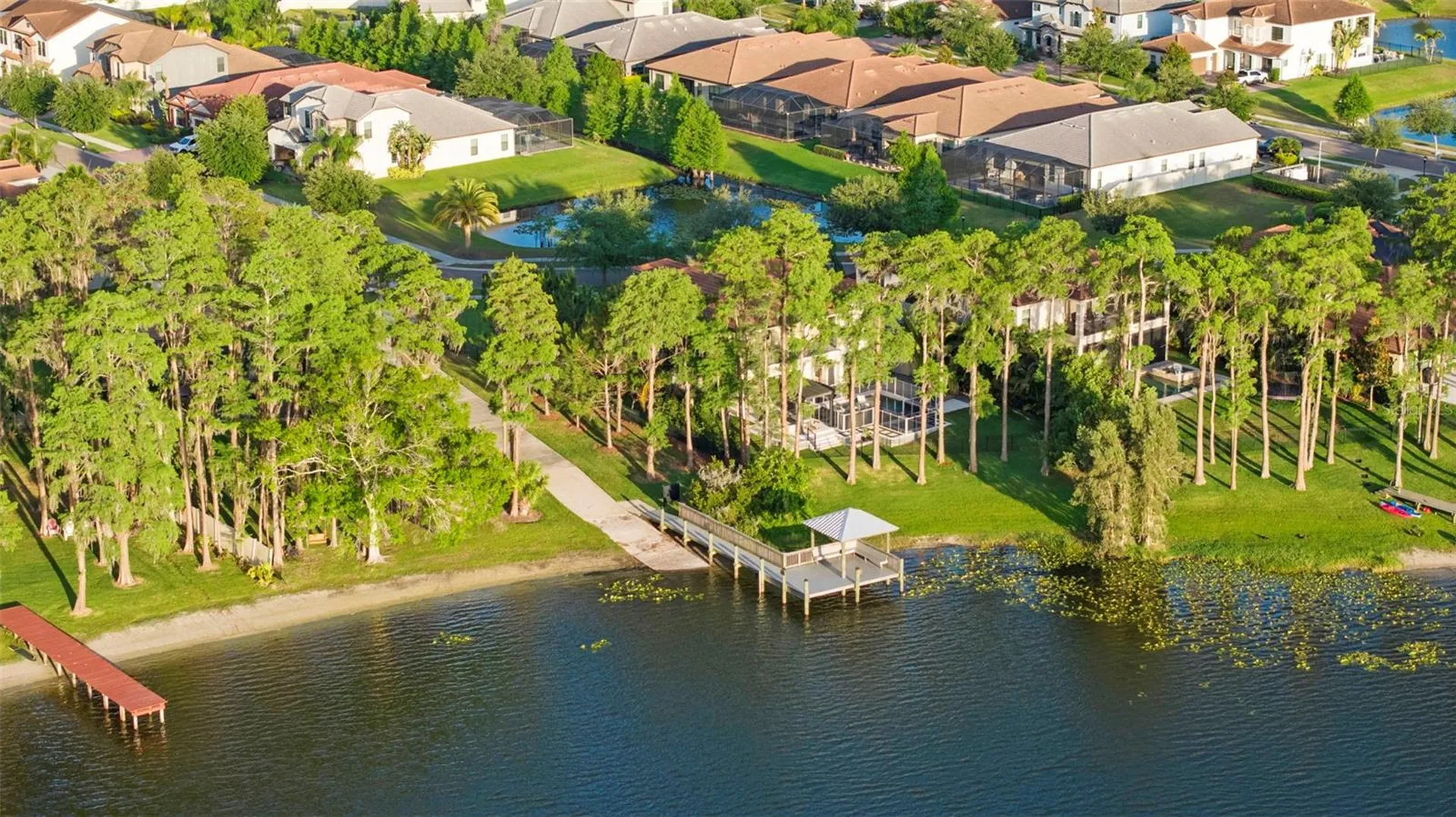 5134 Lakecastle Drive Tampa FL 33624