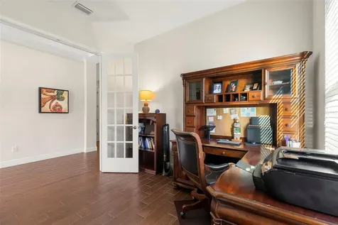 5134 Lakecastle Drive Tampa FL 33624