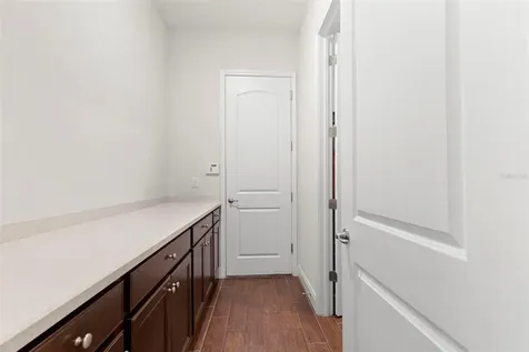 5134 Lakecastle Drive Tampa FL 33624