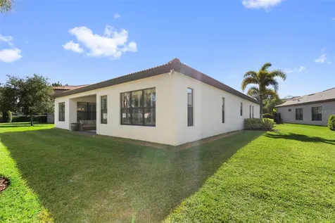 5134 Lakecastle Drive Tampa FL 33624