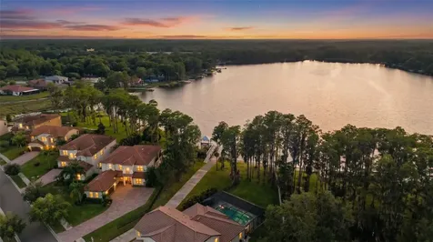 5134 Lakecastle Drive Tampa FL 33624