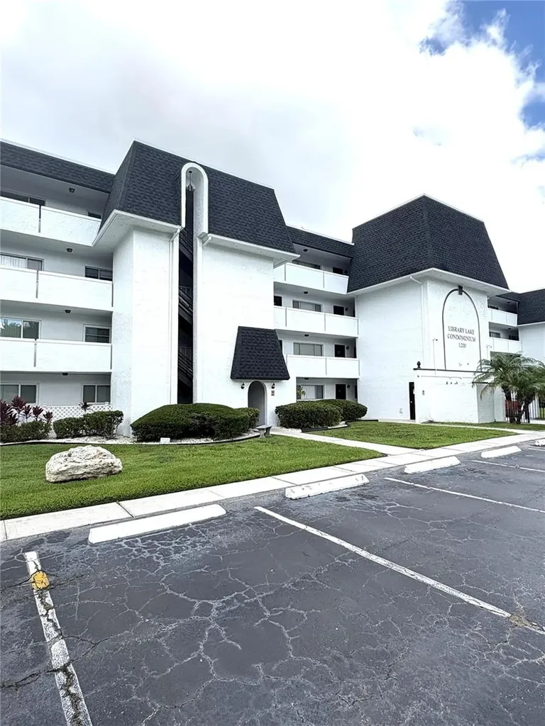 1200 37th Street N St Petersburg FL 33713