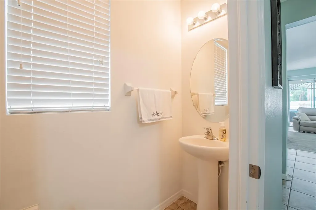 402 Britton Shores Court Ruskin FL 33570