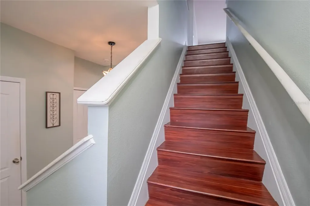 402 Britton Shores Court Ruskin FL 33570