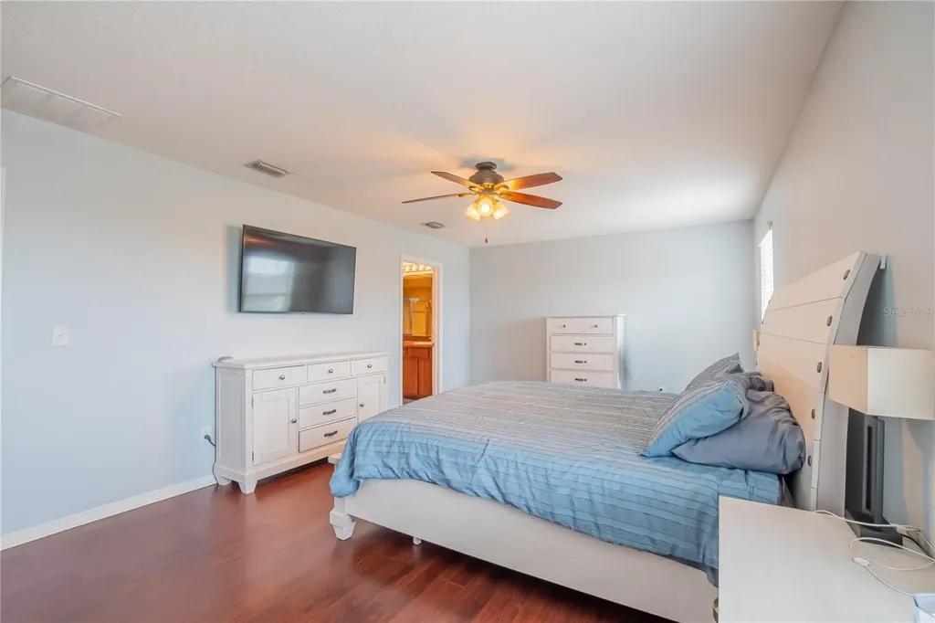 402 Britton Shores Court Ruskin FL 33570