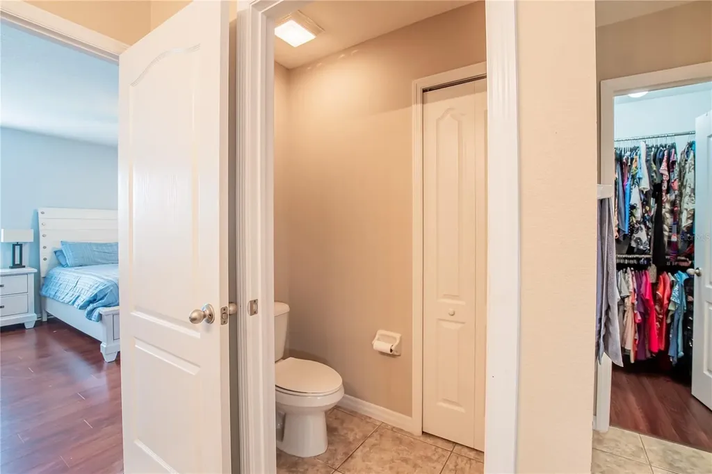402 Britton Shores Court Ruskin FL 33570