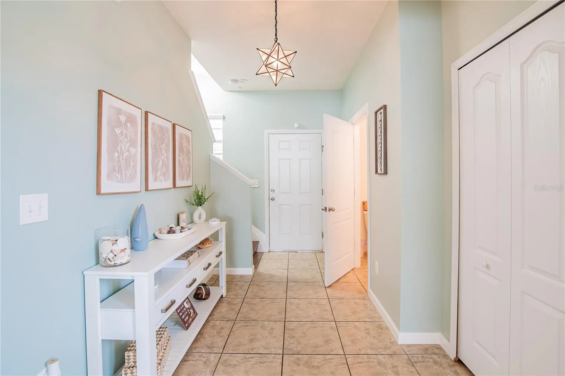 402 Britton Shores Court Ruskin FL 33570