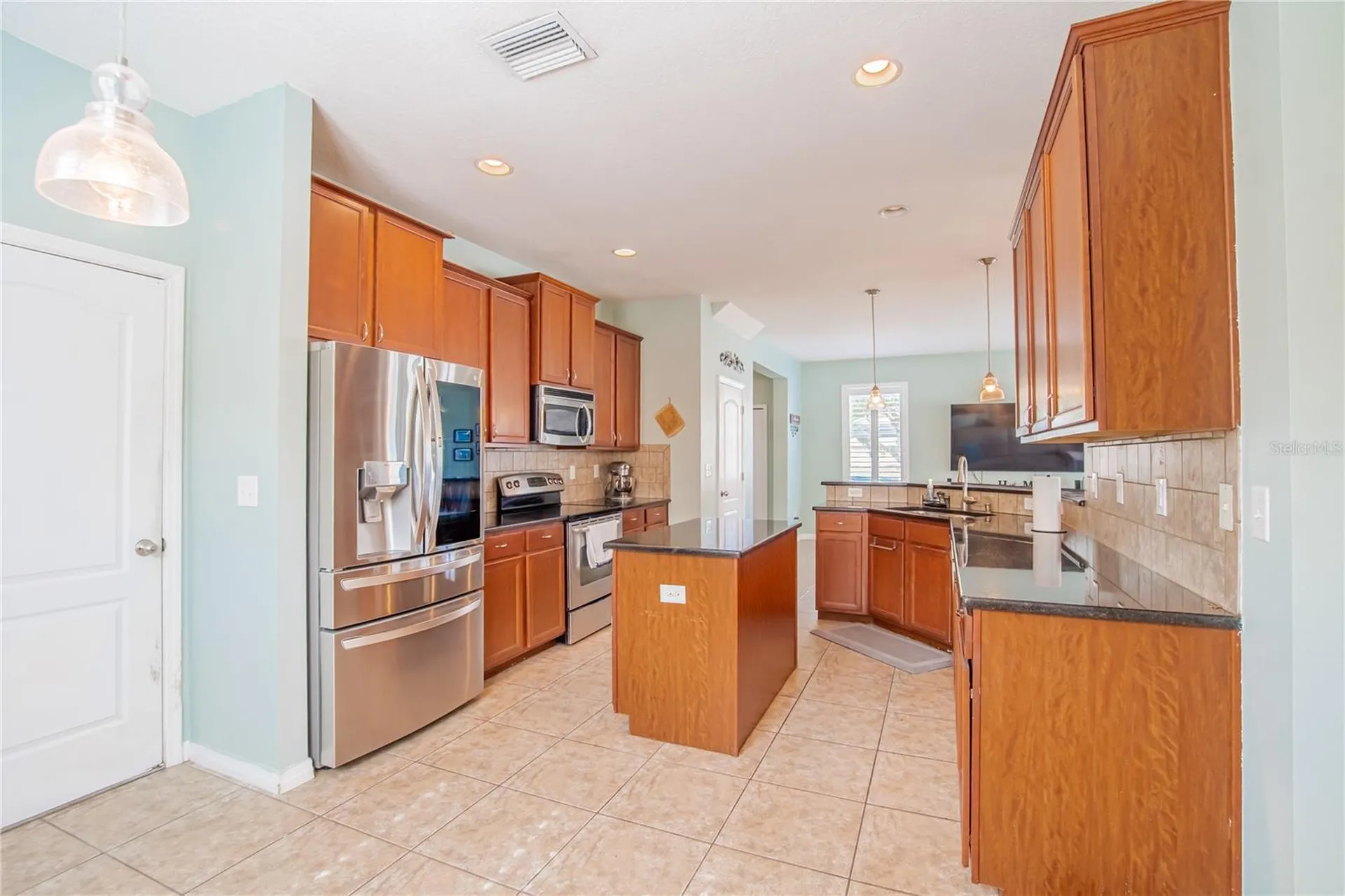 402 Britton Shores Court Ruskin FL 33570