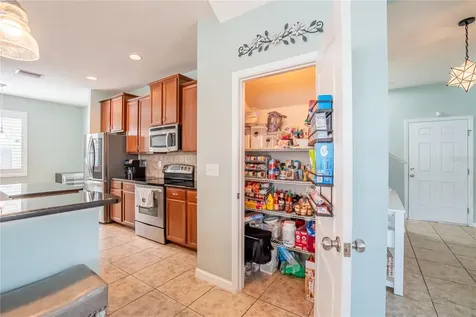 402 Britton Shores Court Ruskin FL 33570