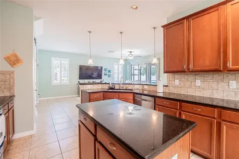 402 Britton Shores Court Ruskin FL 33570