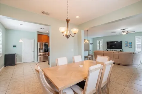 402 Britton Shores Court Ruskin FL 33570