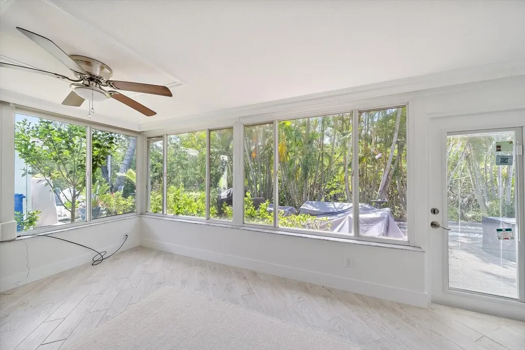 820 Spanish Drive S Longboat Key FL 34228