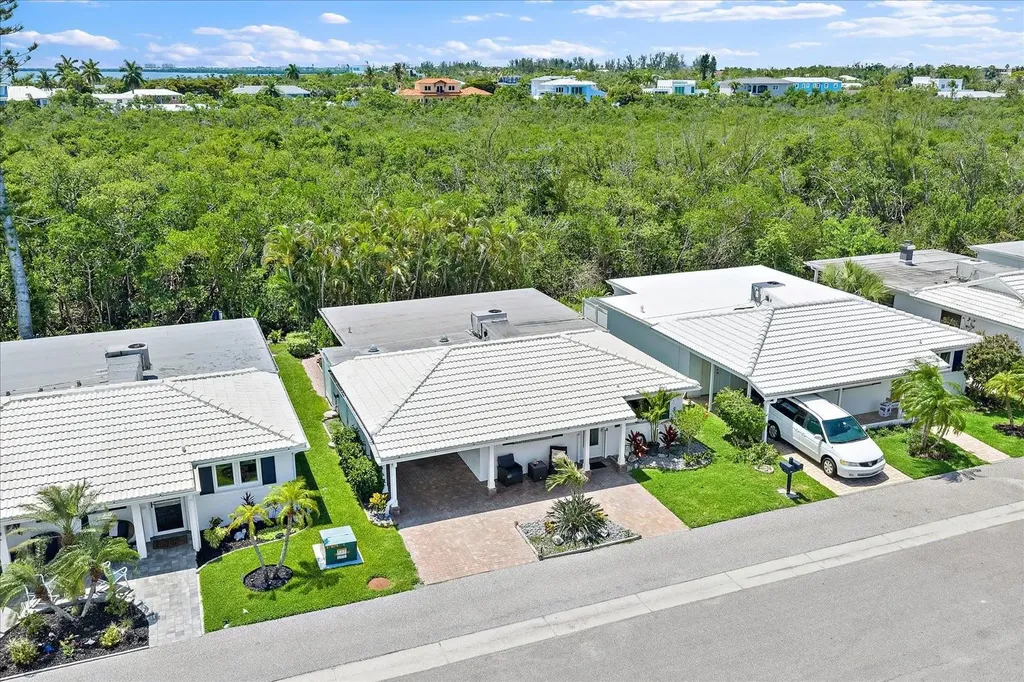 820 Spanish Drive S Longboat Key FL 34228