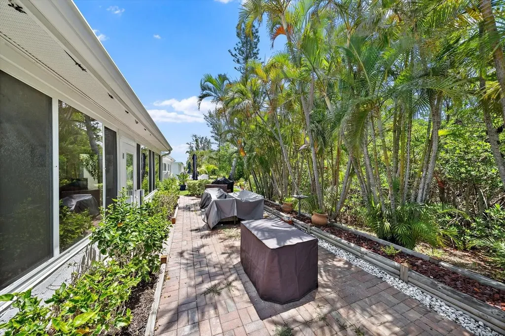 820 Spanish Drive S Longboat Key FL 34228
