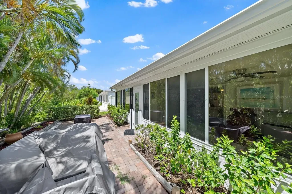 820 Spanish Drive S Longboat Key FL 34228