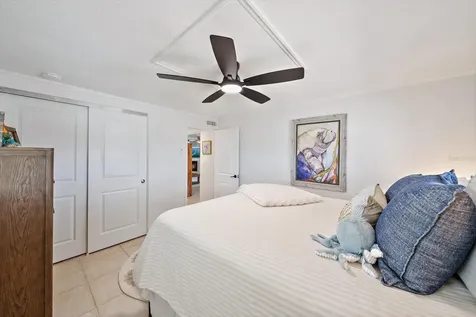 820 Spanish Drive S Longboat Key FL 34228
