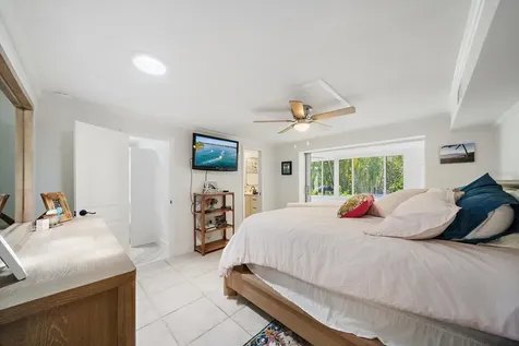 820 Spanish Drive S Longboat Key FL 34228
