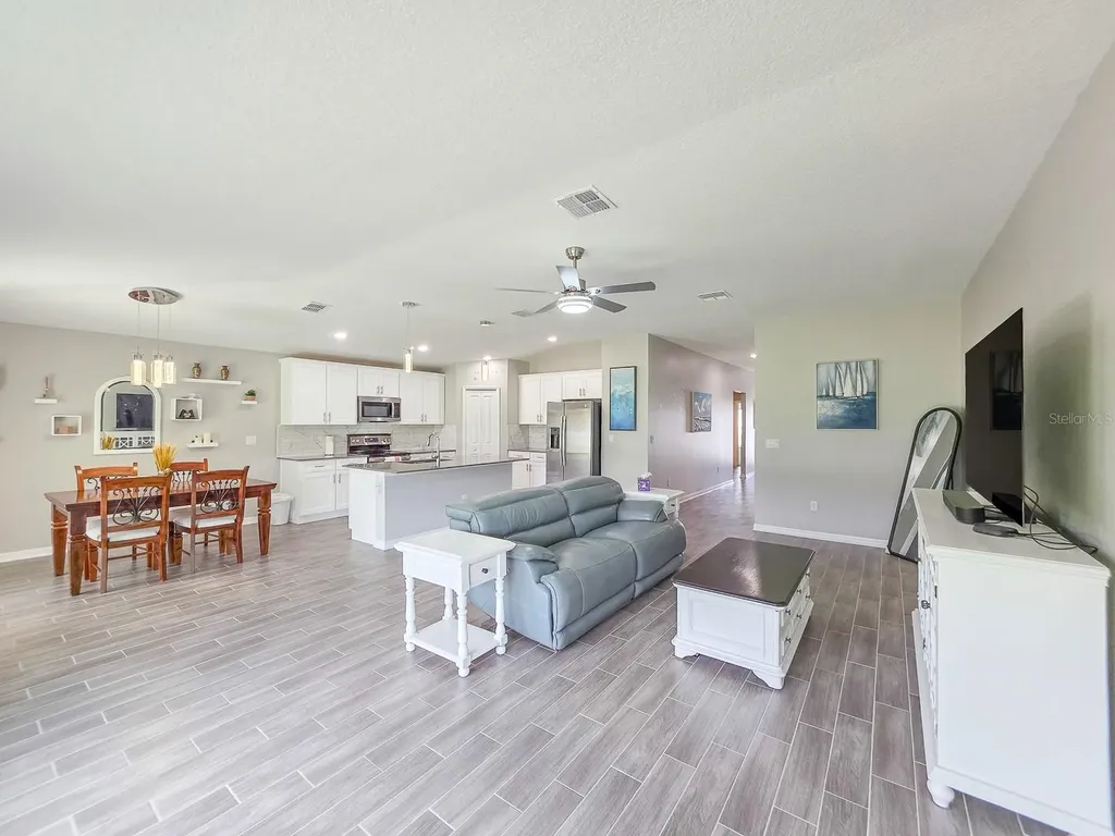 207 Winged Foot Lane Daytona Beach FL 32124
