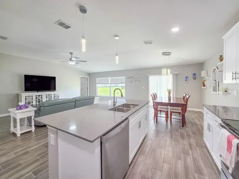 207 Winged Foot Lane Daytona Beach FL 32124