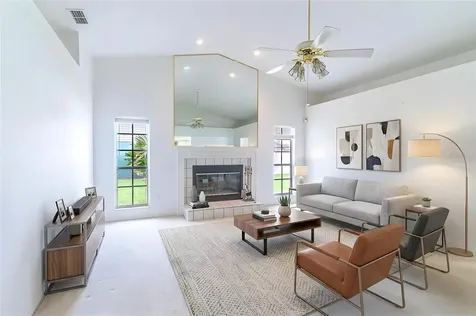 699 Hunters Run Boulevard Lakeland FL 33809