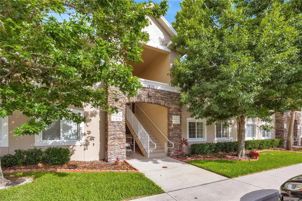 1195 Godavari Way Wesley Chapel FL 33543