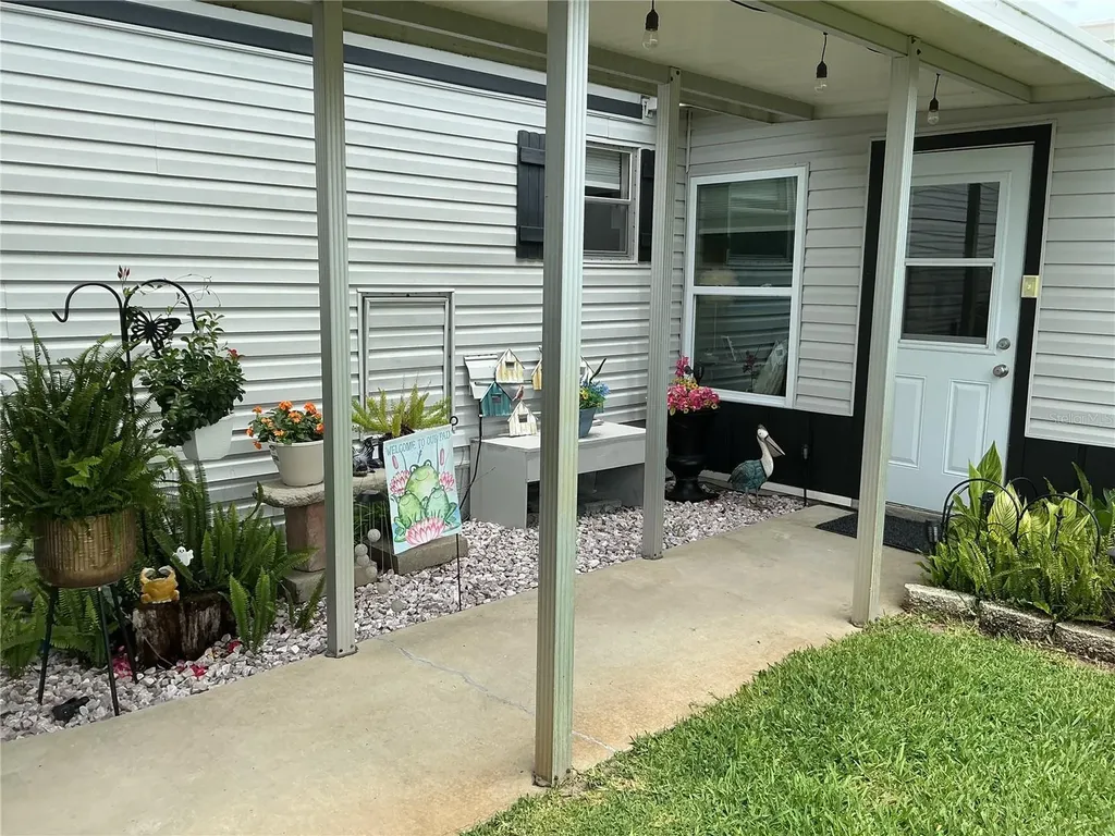 2409 Vindale Road Tavares FL 32778