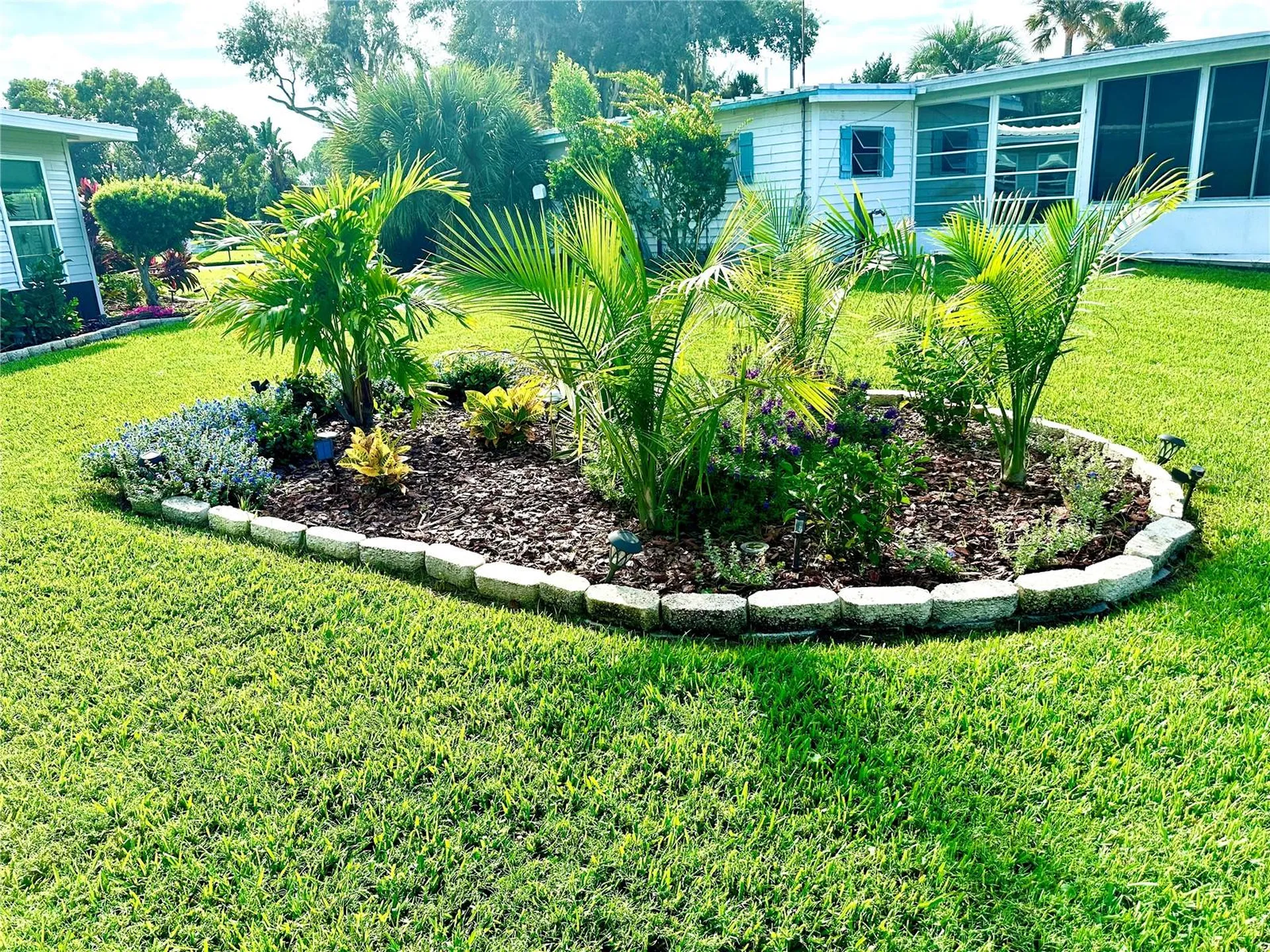 2409 Vindale Road Tavares FL 32778