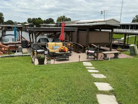 2409 Vindale Road Tavares FL 32778