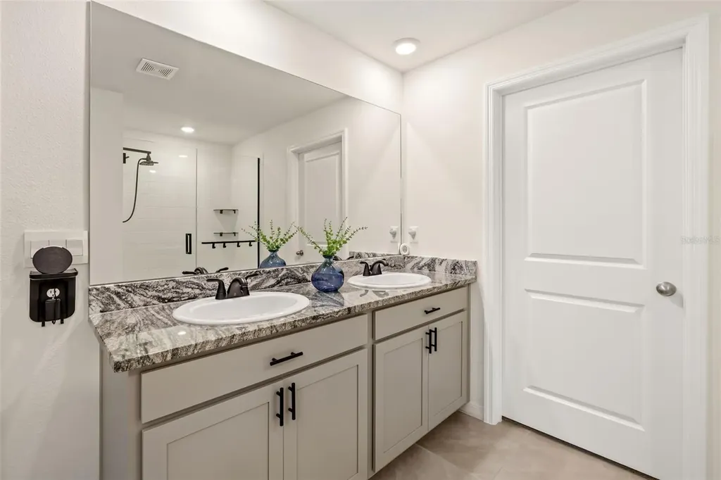 17315 Wheatberry Boulevard Parrish FL 34219
