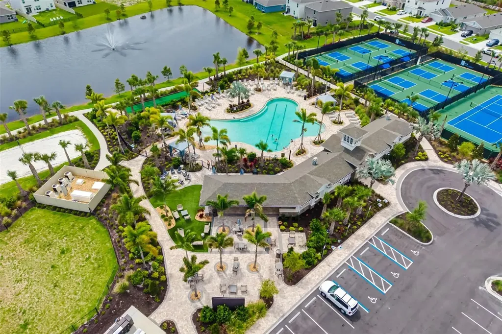 17315 Wheatberry Boulevard Parrish FL 34219