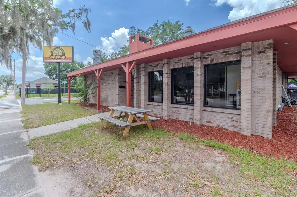 1046 Martin L King Jr Avenue Lakeland FL 33805