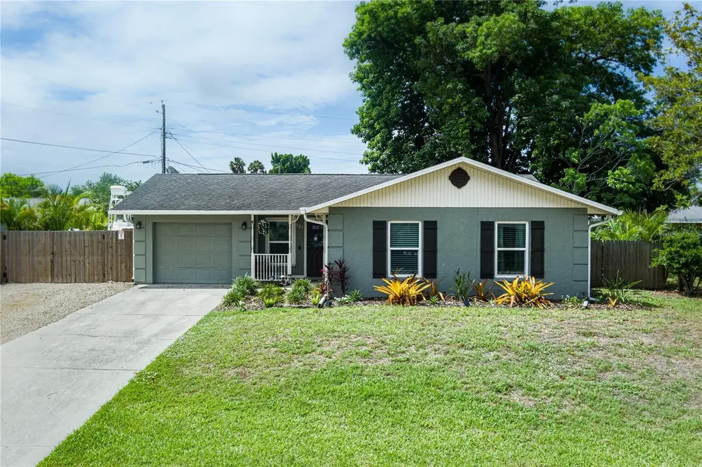 327 43rd Street Boulevard W Palmetto FL 34221