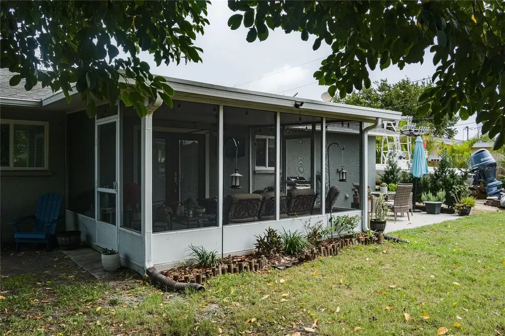 327 43rd Street Boulevard W Palmetto FL 34221