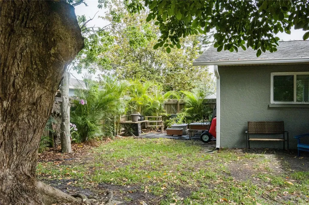 327 43rd Street Boulevard W Palmetto FL 34221