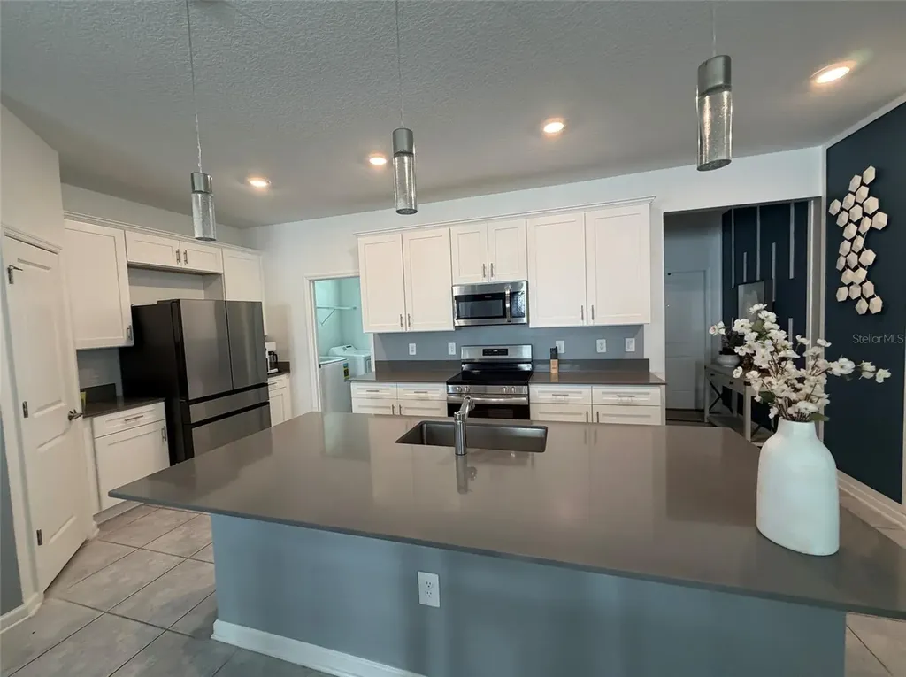 1944 Tohoqua Boulevard Kissimmee FL 34744