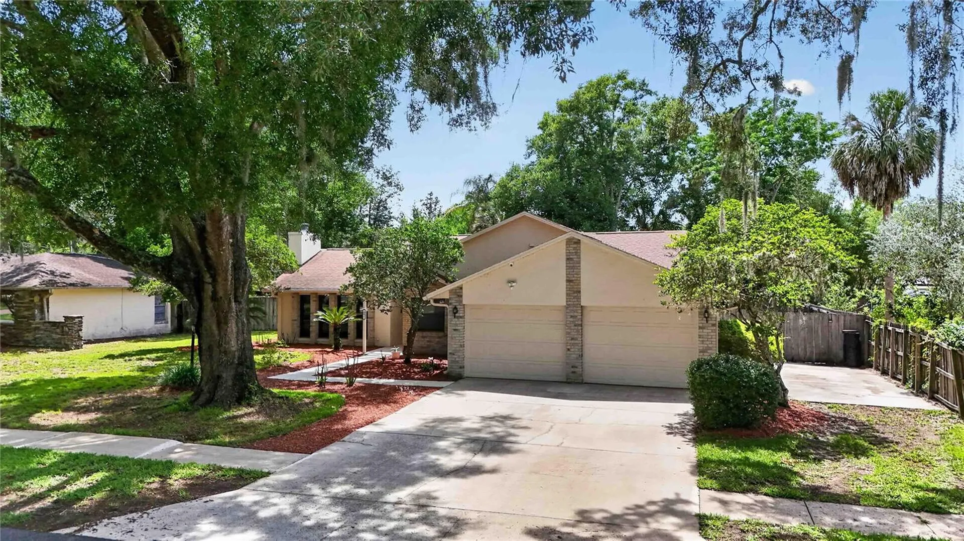 207 Pinecrest Road Mount Dora FL 32757