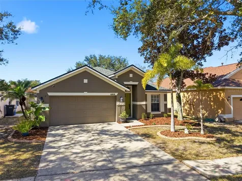 6808 Cambridge Park Drive Apollo Beach FL 33572