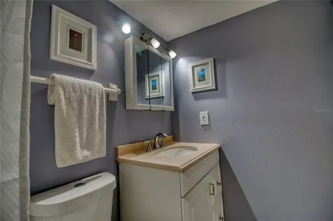 3658 Lake Bayshore Drive Bradenton FL 34205