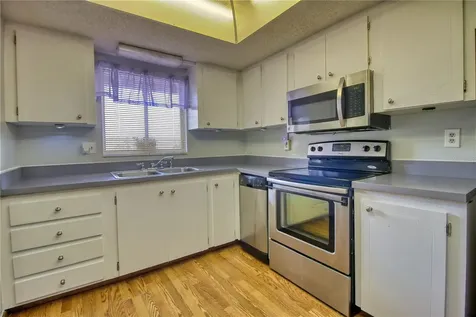 3658 Lake Bayshore Drive Bradenton FL 34205